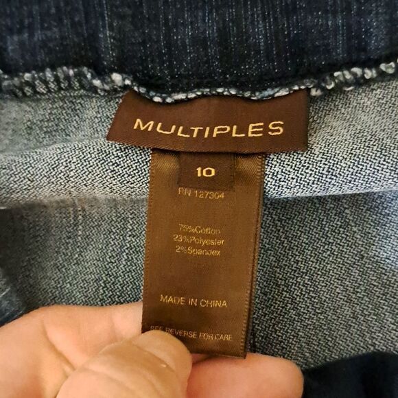 Multiples Women's Blue Pull on Jeans size 10 - Picture 3 of 5